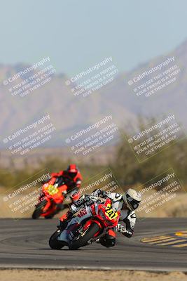 media/Mar-21-2025-CVMA Friday Practice (Fri) [[30cd4fe323]]/3-Racer 2/Session 2 (Turn 4 Entry)/